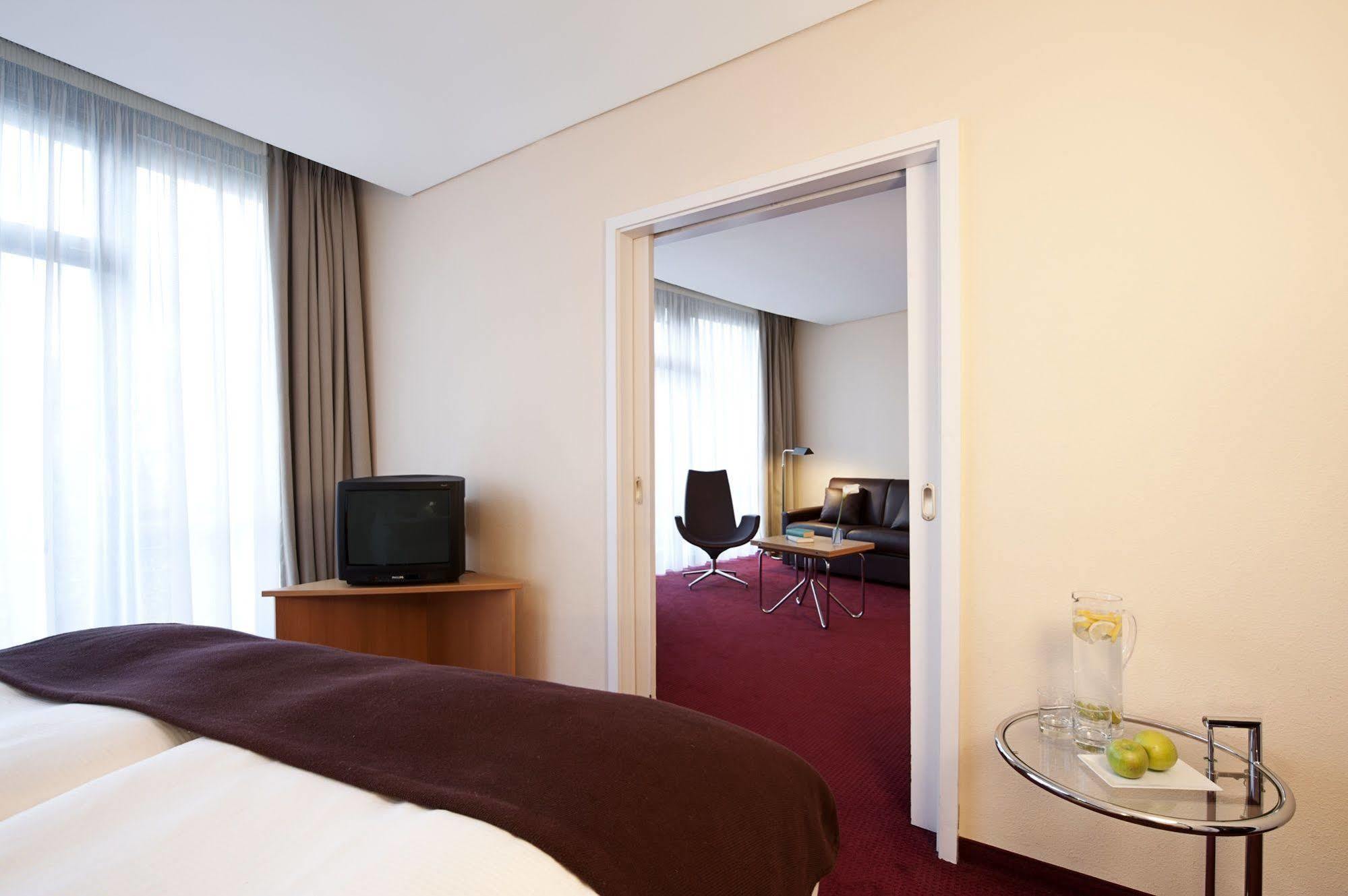 Lejlighedshotel Nh Muenchen 4*